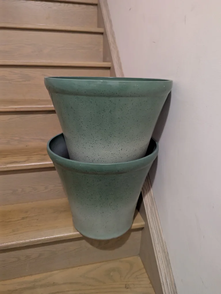 Two Round Planter Pots - 13x15 inches image indicator(4)