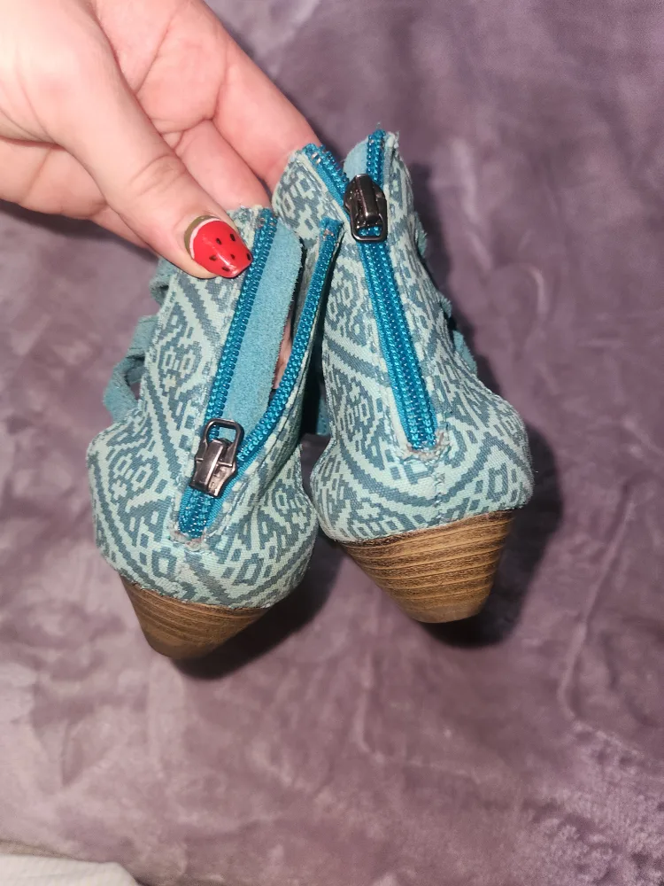 TOMS Wedge Booties Size 8 image indicator(5)