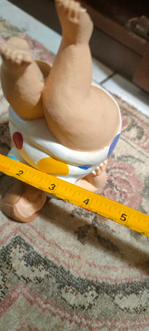 Two Vintage Ceramic Sunbather Figurines image indicator(3)