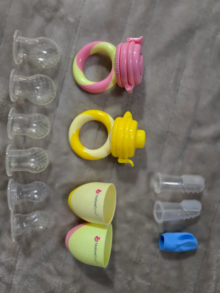 NatureBond Baby Food Feeder Pacifier thumbnail