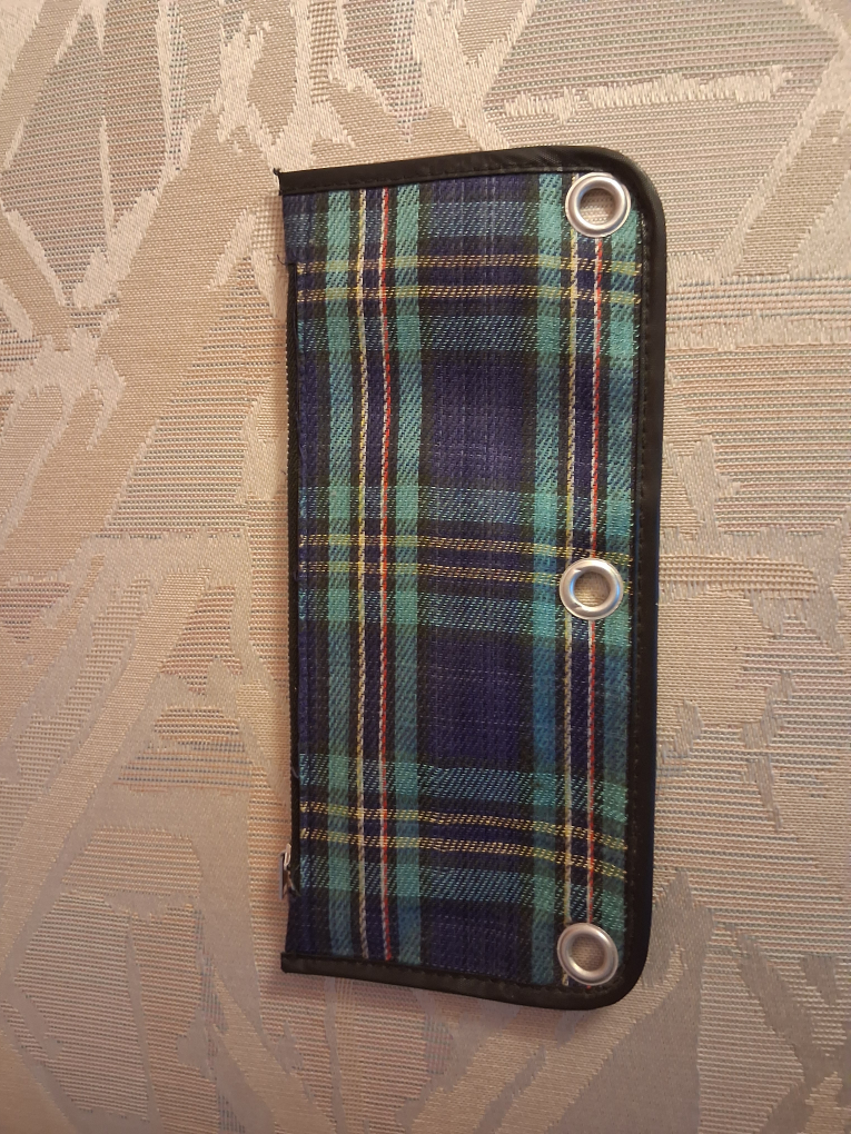 Vintage 3 ring plaid pencil case