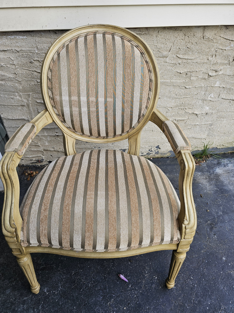 Vintage Loveseat & 2 Chairs - Beige/Gold - photo 2