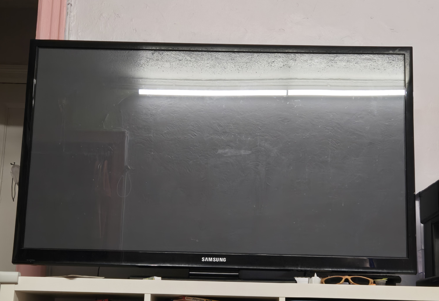 60" Samsung smart TV 1Gen