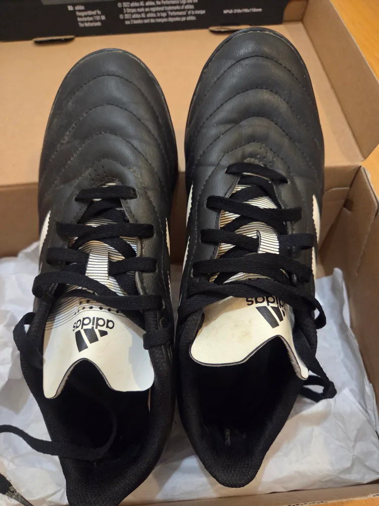 Adidas Turf Soccer Shoes - Size 7 US image indicator(2)