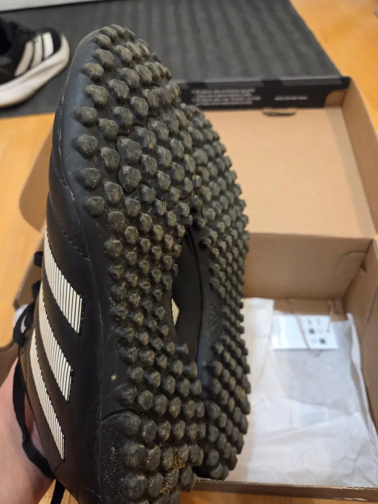 Adidas Turf Soccer Shoes - Size 7 US image indicator(4)