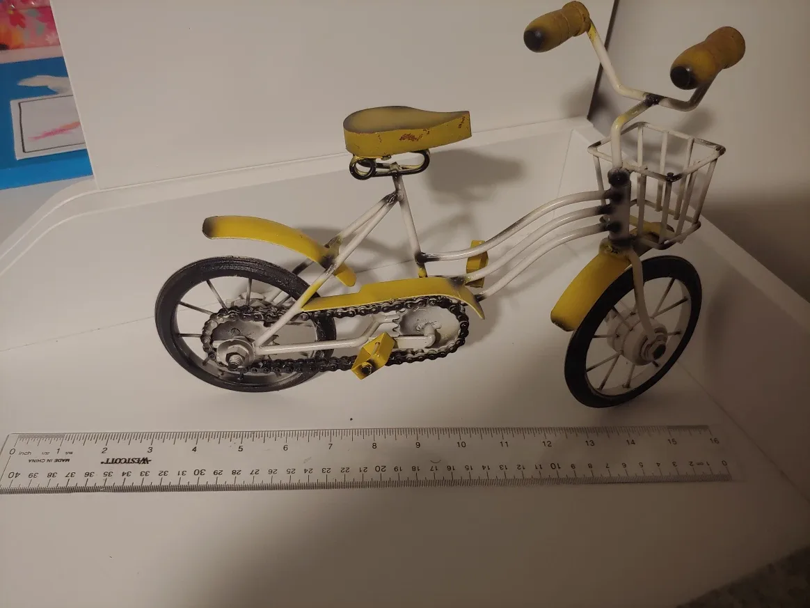 Decorative Yellow & White Metal Bicycle 🥕 image indicator(4)