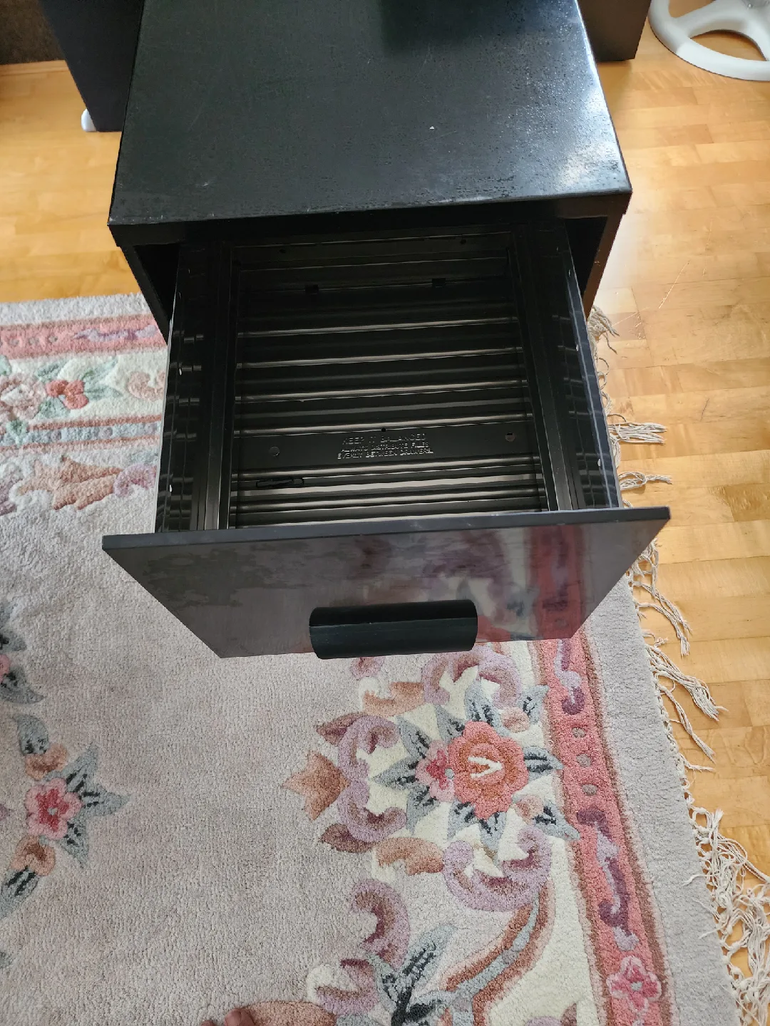 Black Filing Cabinet image indicator(2)