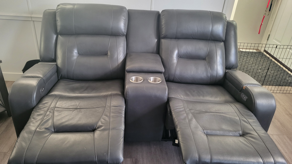 Electronic Loveseat Theatre Chair - photo 2