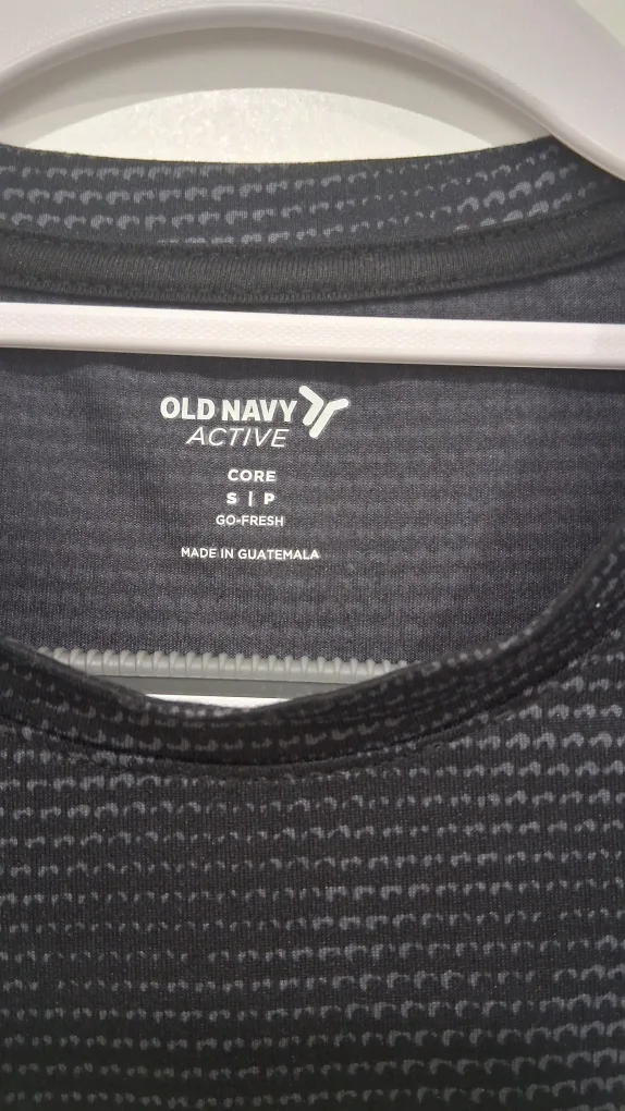 Old Navy Active Core T-Shirt - Size S image indicator(2)