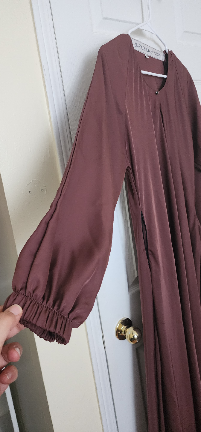 Elegant Al-Hadi Abaya – Size 56 - photo 2