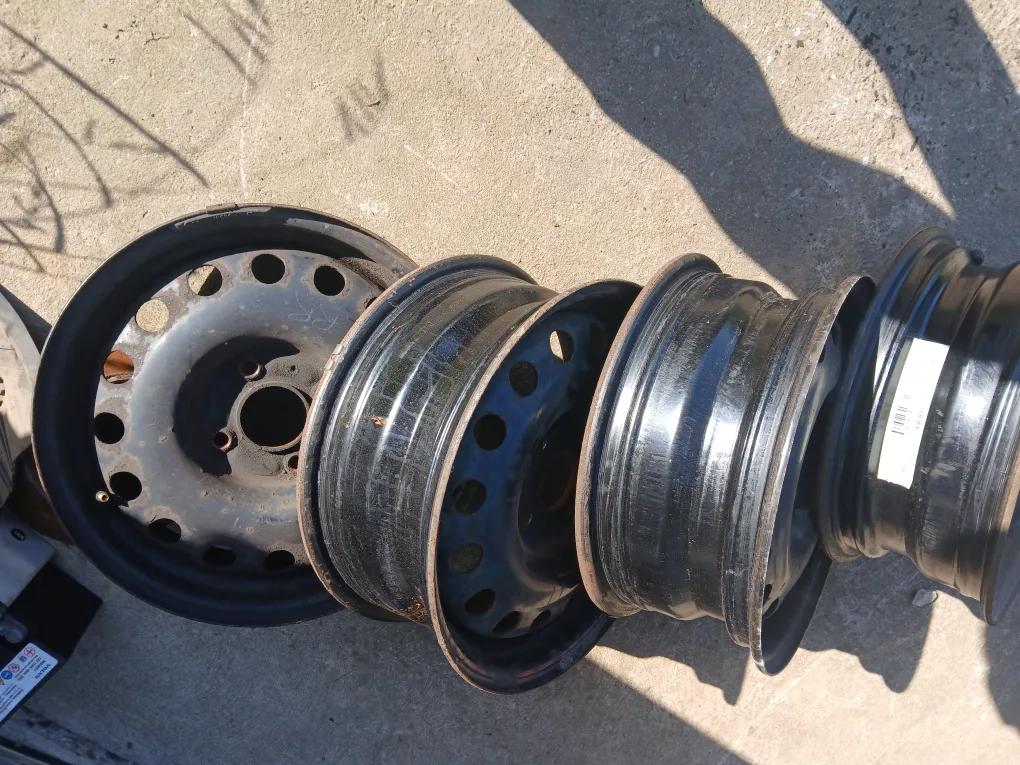 Set of 4 Steel Wheels 15x6 image indicator(4)