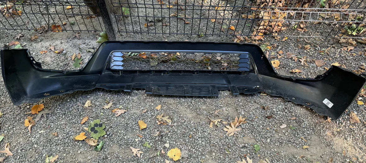 2017 Honda CRV front lip bumper! OEM image indicator(2)