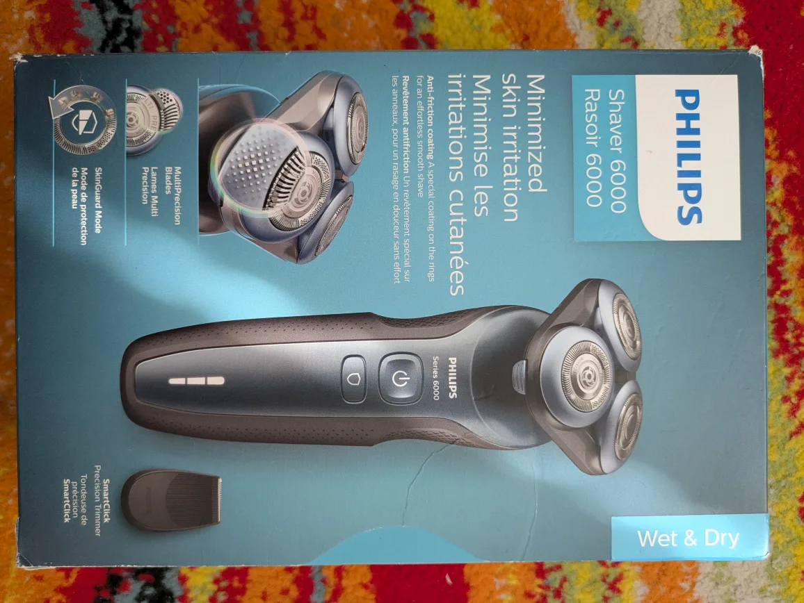 Philips Series 6000 Electric Shaver image indicator(2)