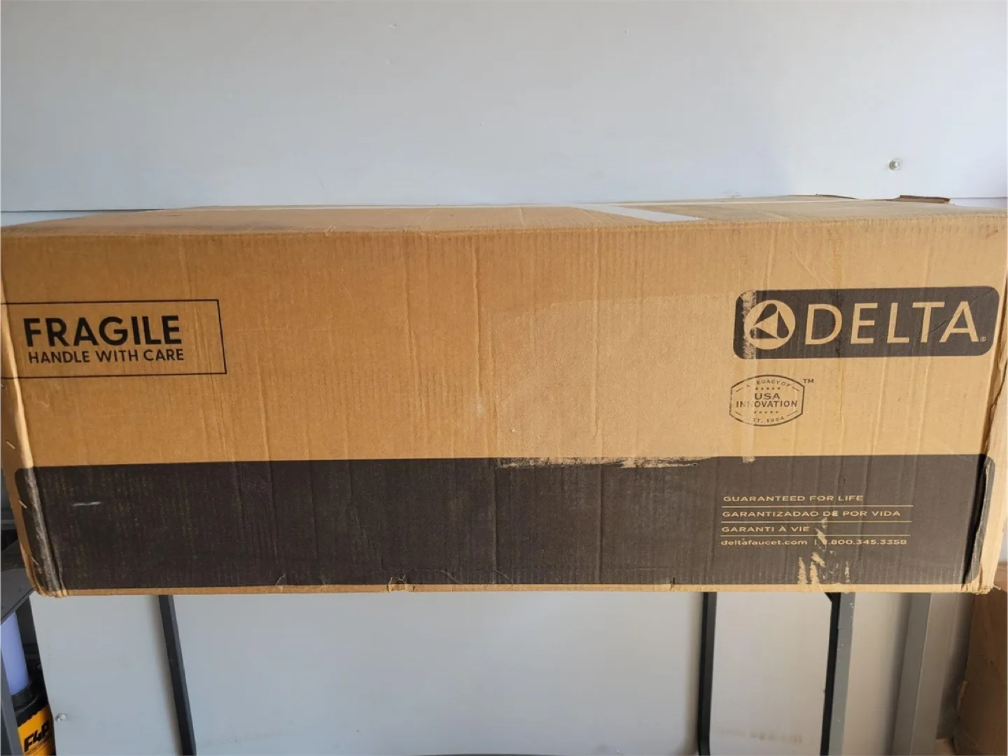 Delta Everest 32” Granite Kitchen Sink, Undermount, Black image indicator(4)