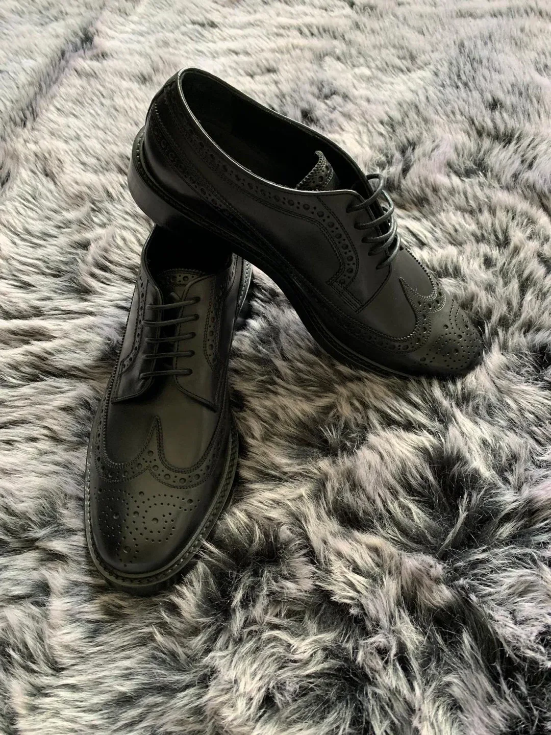 Burberry Black Leather Wingtip Dress Shoes - Size 43 image indicator(4)