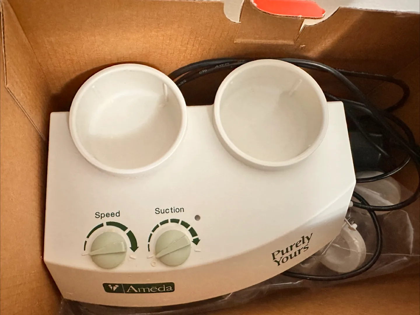 Ameda Purely Yours Double Electric Breast Pump image indicator(2)