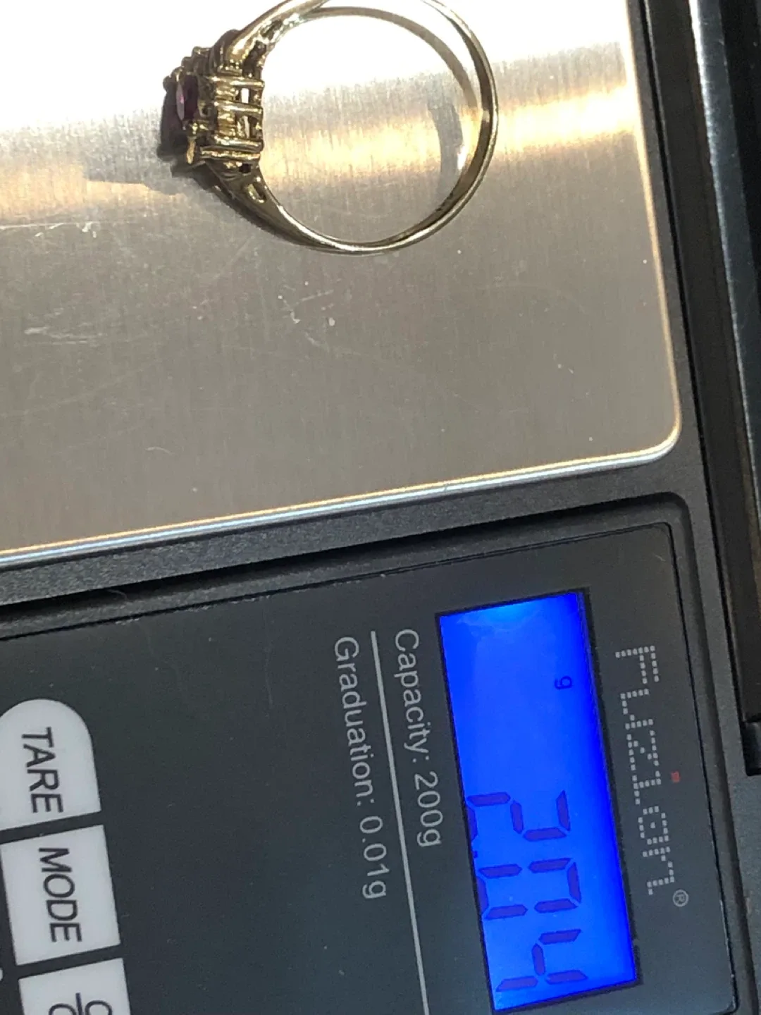 Marquis cut Ruby and Diamond Gold Ring image indicator(3)