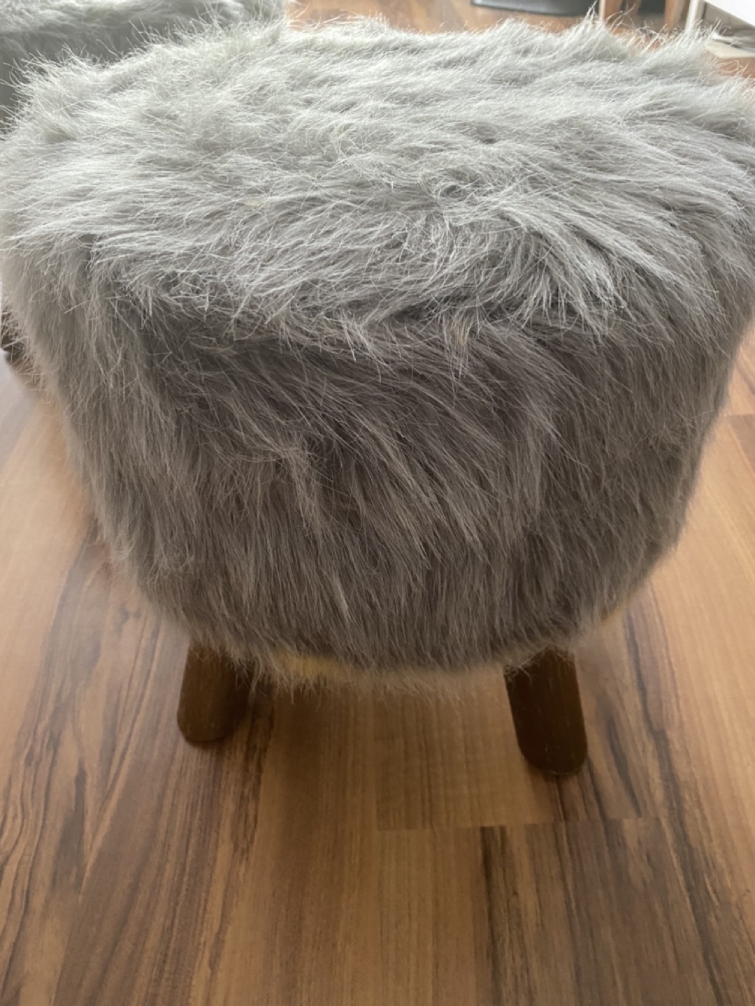 2 Grey Faux Fur Stools - photo 2
