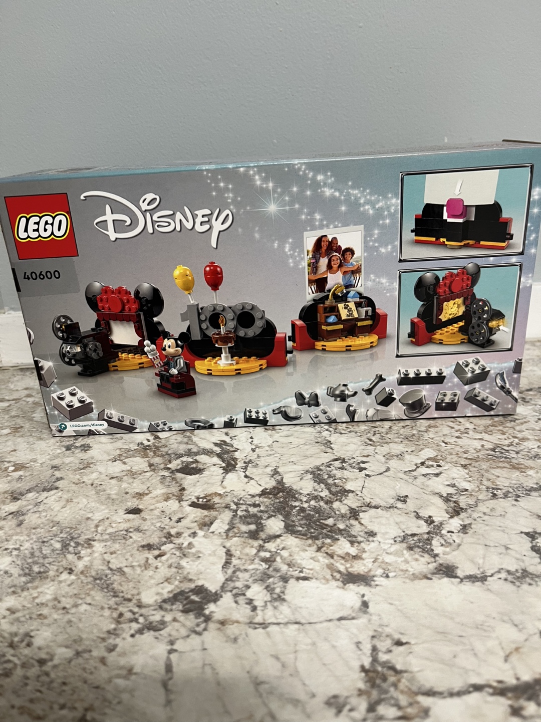 LEGO Disney 40600 Disney 100 Years Celebration - photo 2