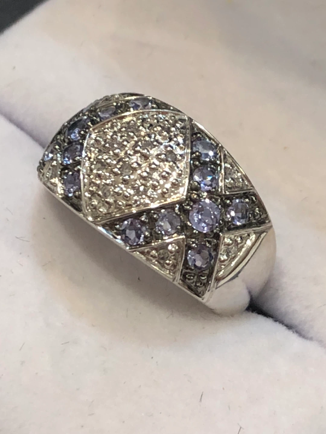 Diamond and Tanzanite 10k white gold Ring - photo 2