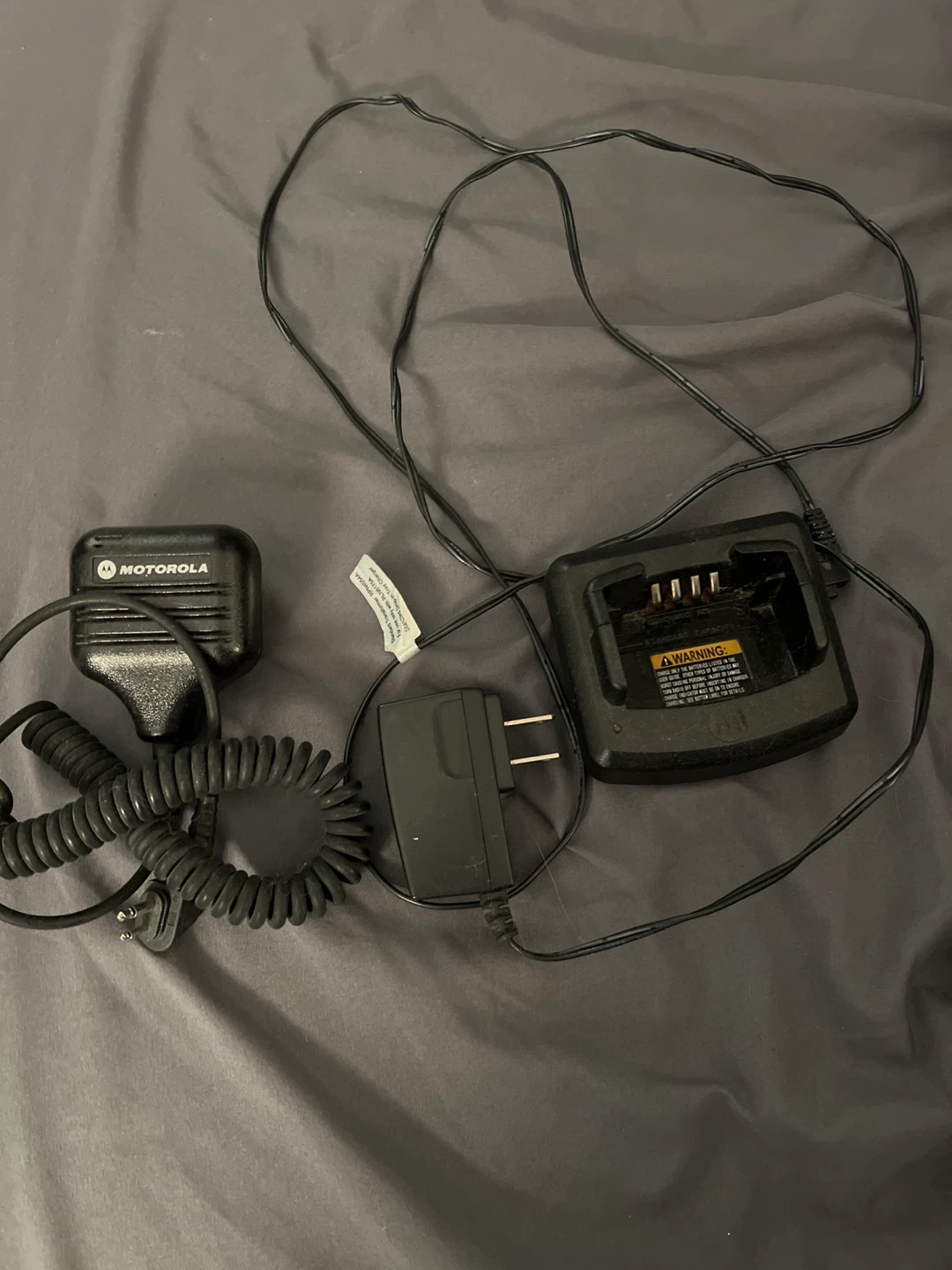 Motorola RDV2080d Two-Way Radio with extras - photo 2