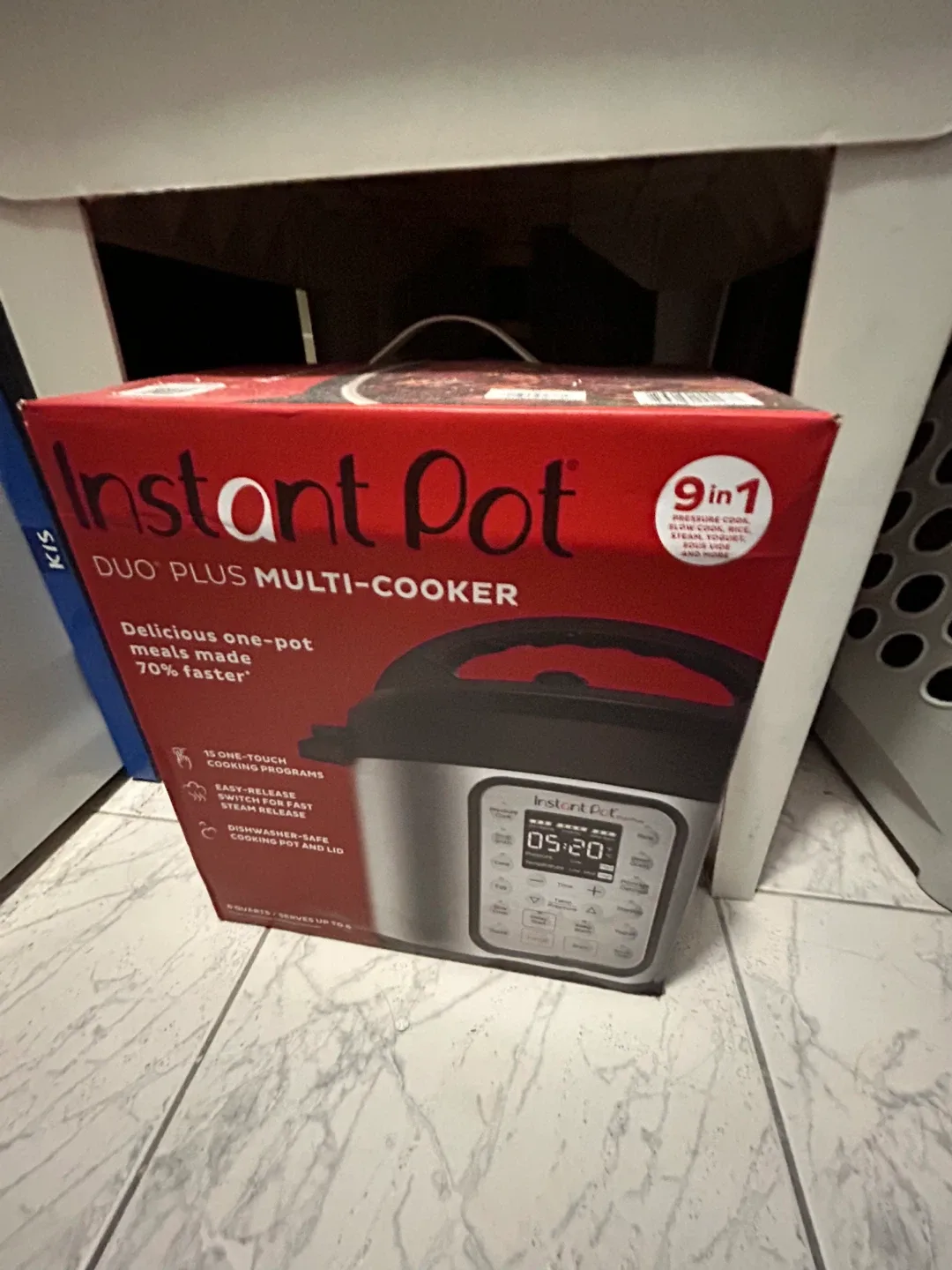Instant Pot Duo Plus Multi-Cooker - 9-in-1