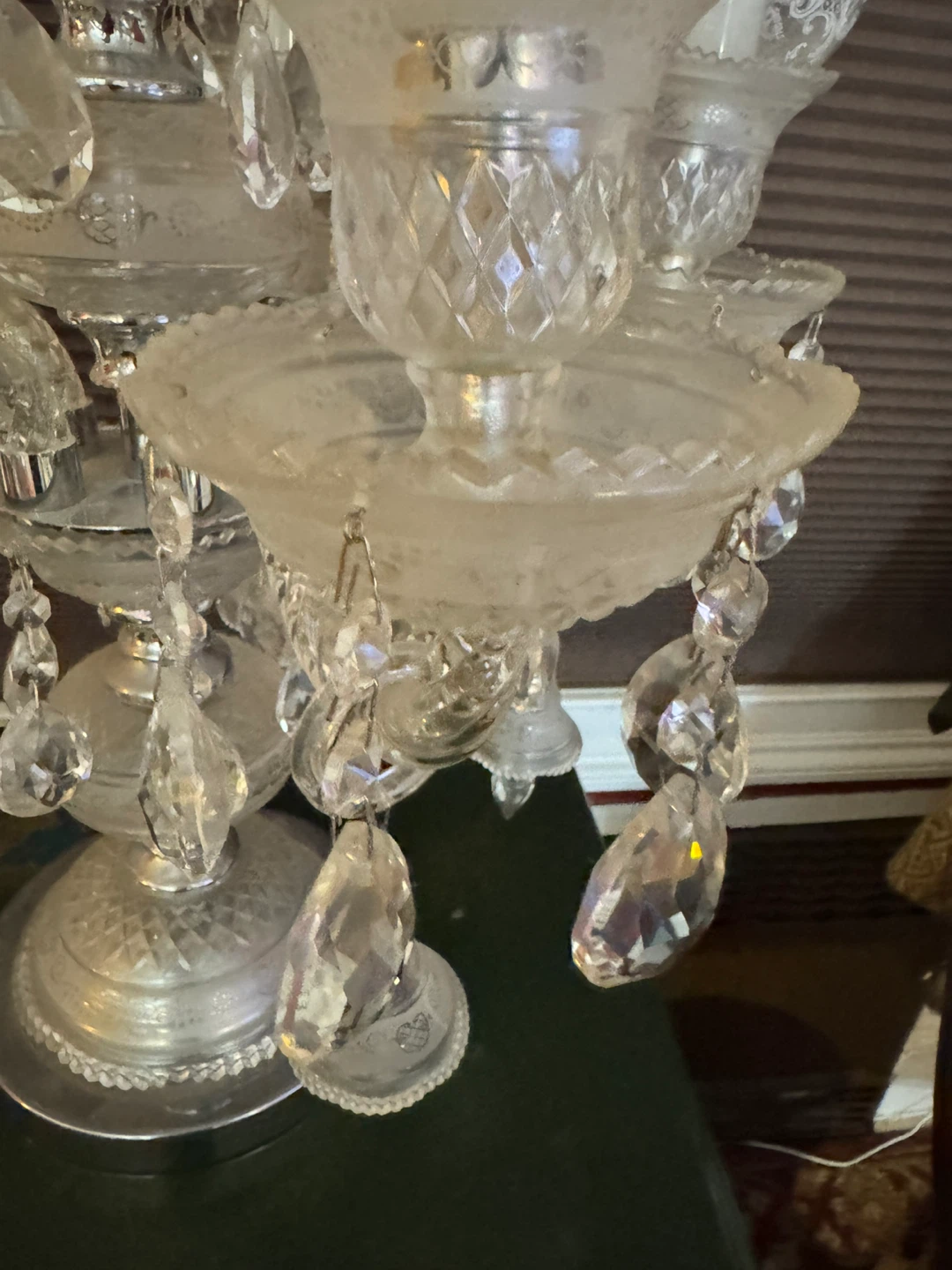 Elegant Crystal Chandelier - photo 4