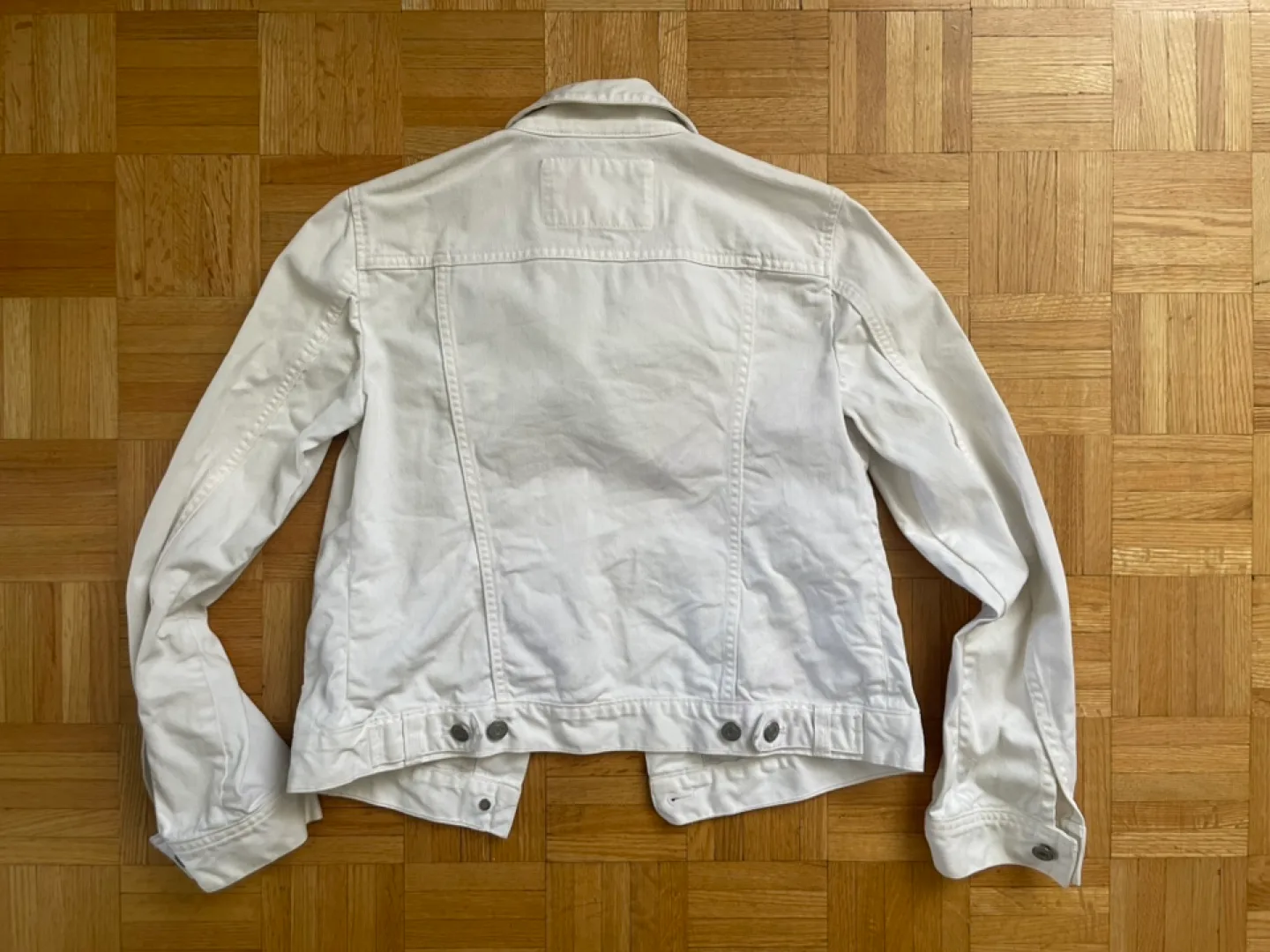 Levi's White Denim Jacket - Size Small image indicator(2)