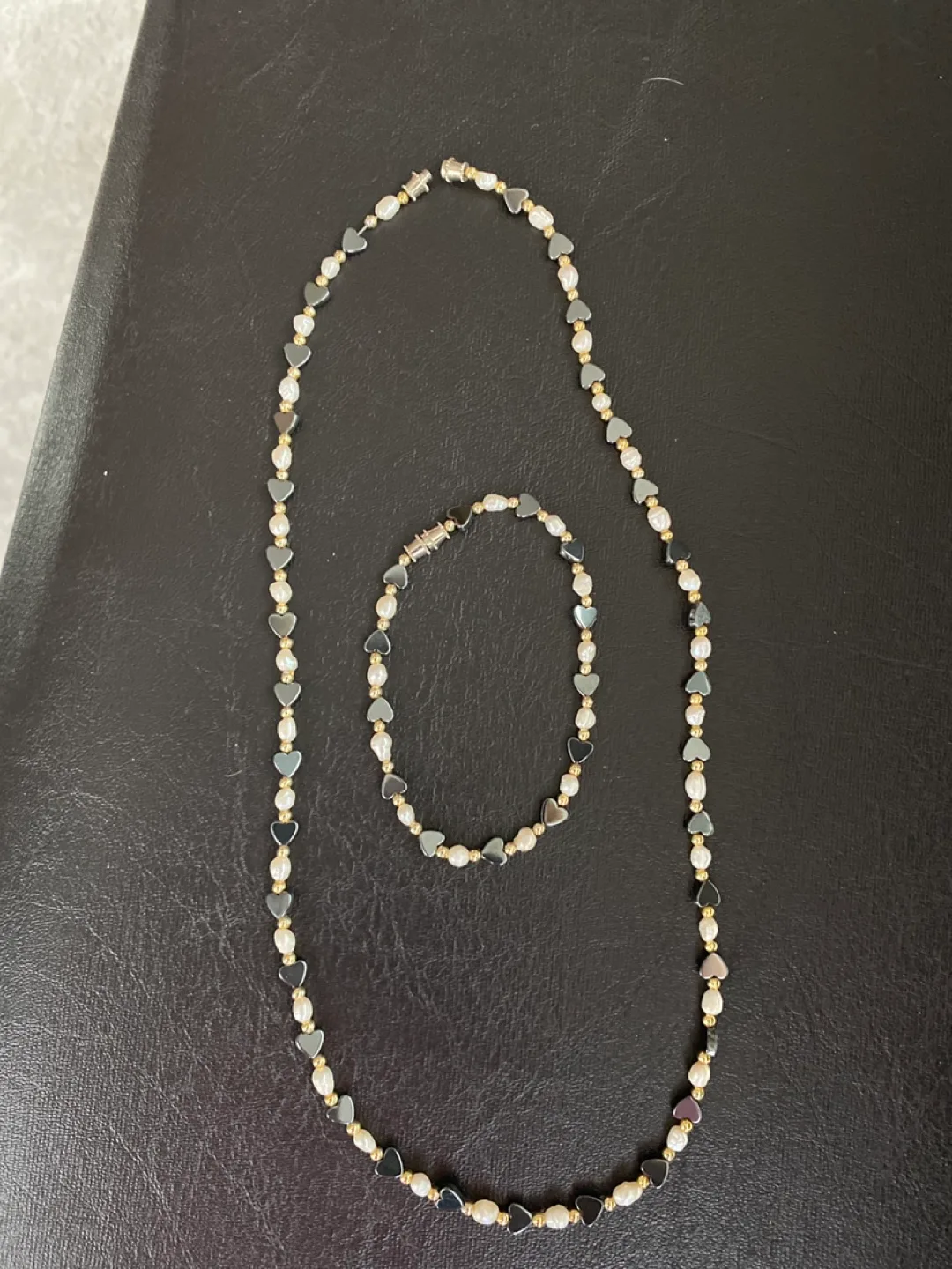 Pearl & Heart Bead Bracelet & Necklace Set thumbnail