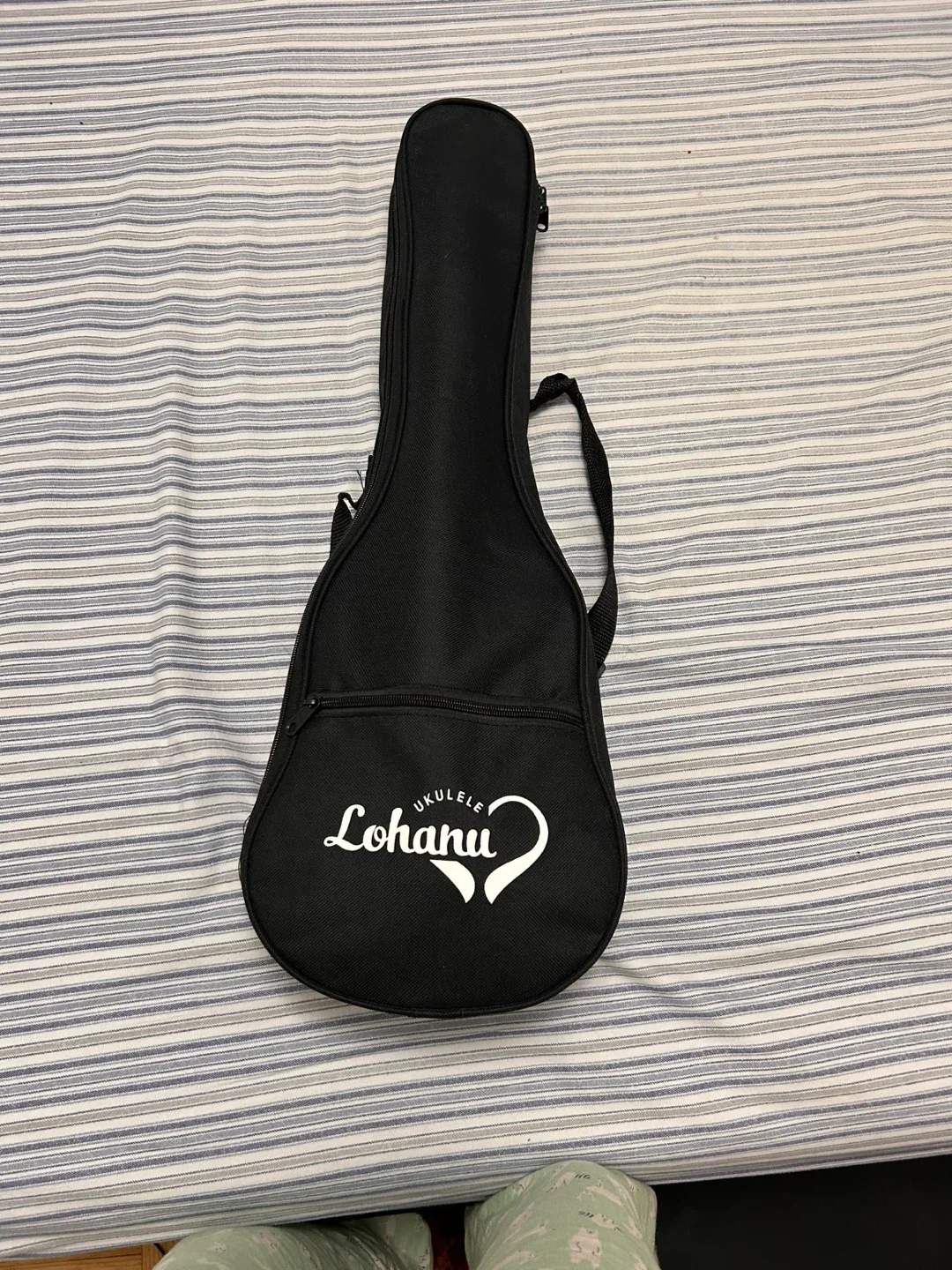 Lohanu Ukulele with Case