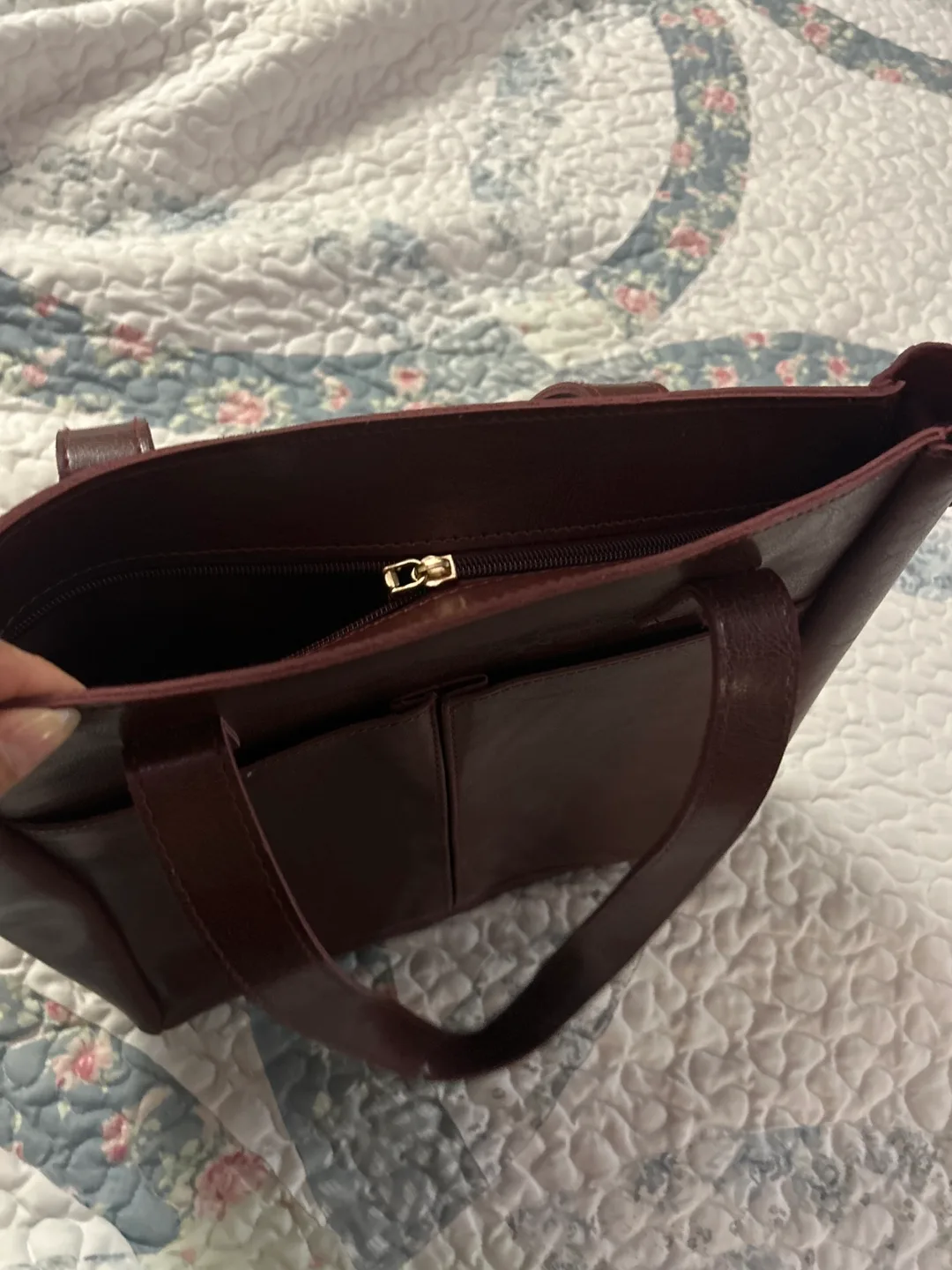 Burgundy Faux Leather Tote Bag image indicator(2)
