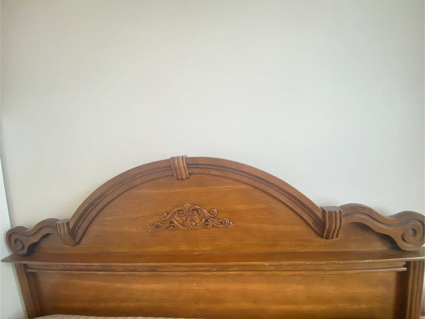 Bed frame Queen// Headboard & footboard image indicator(4)