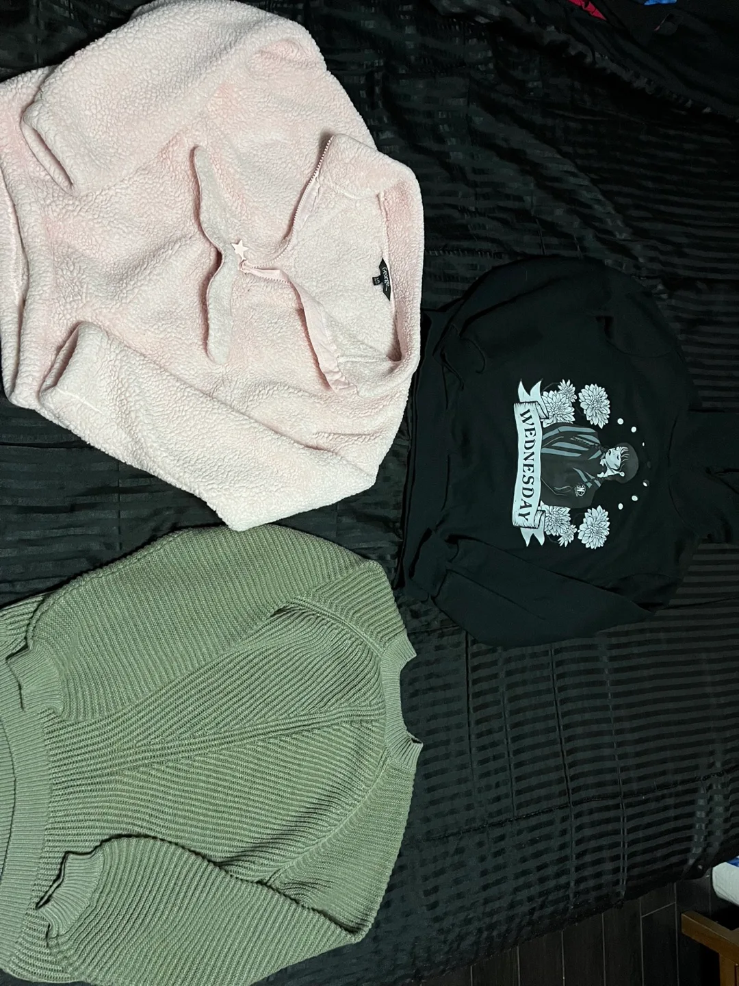 Girls Youth Sweaters thumbnail