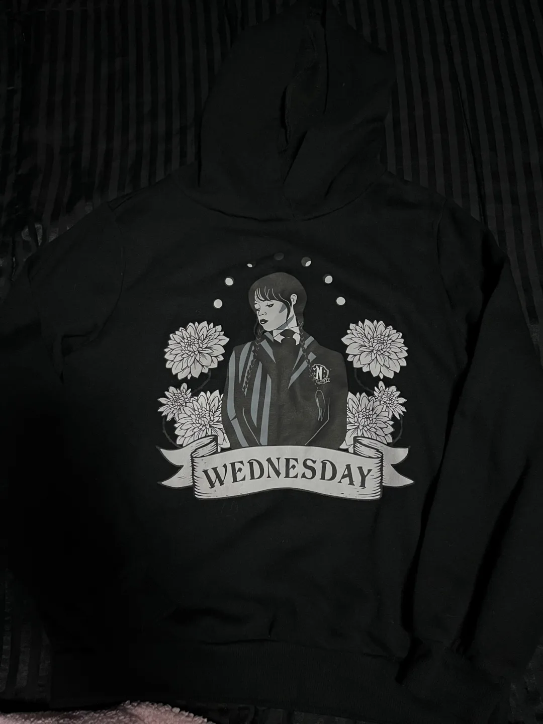 Girls Youth Sweaters image indicator(6)