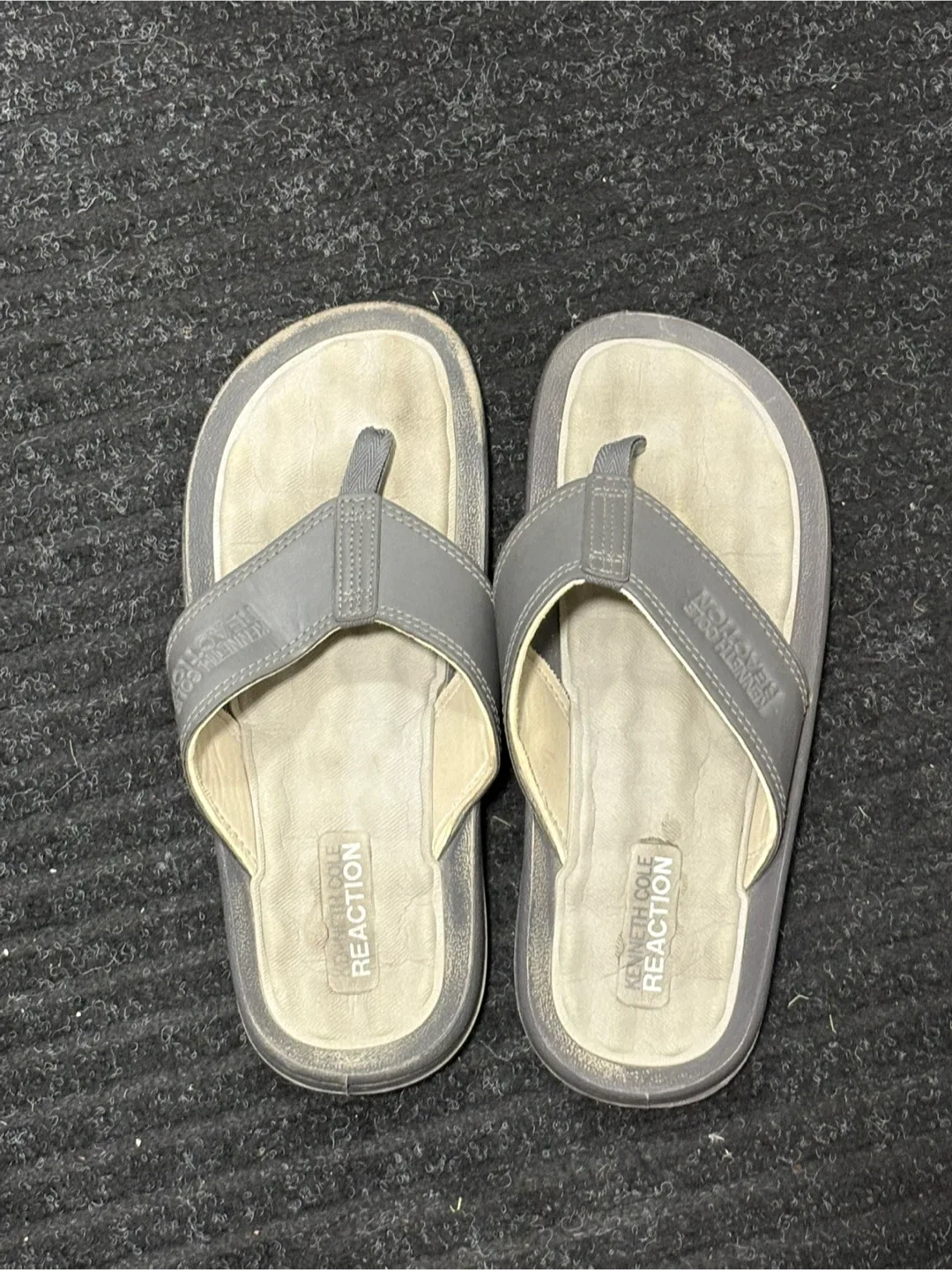 Kenneth Cole Reaction mens Flip Flops sandals size 11 thumbnail