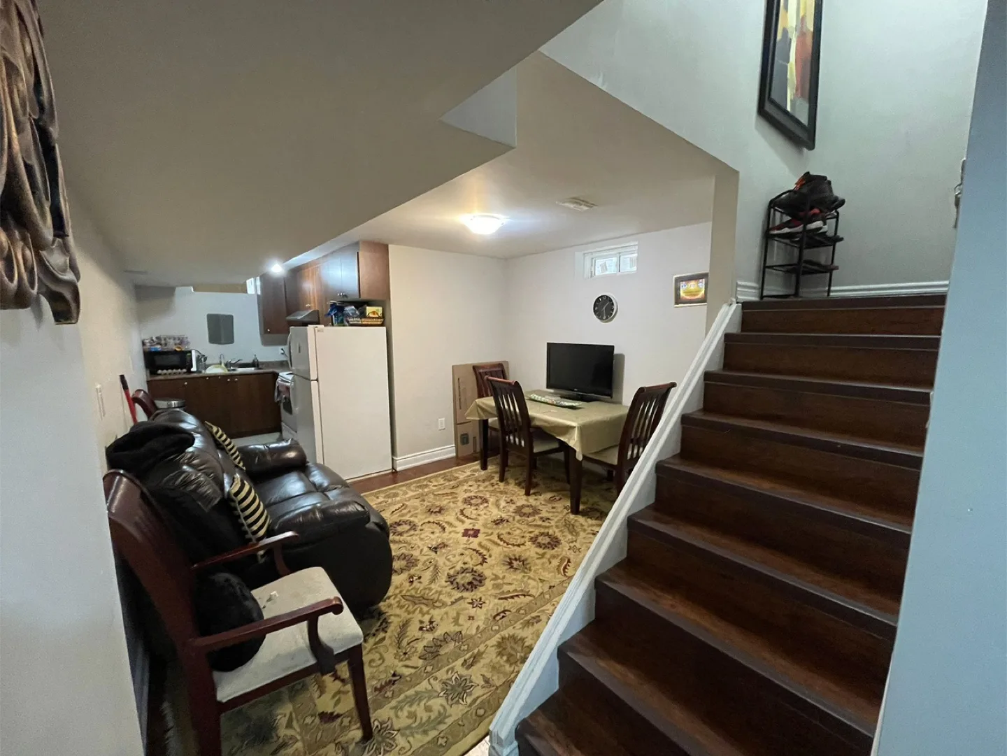 Basement for rent thumbnail