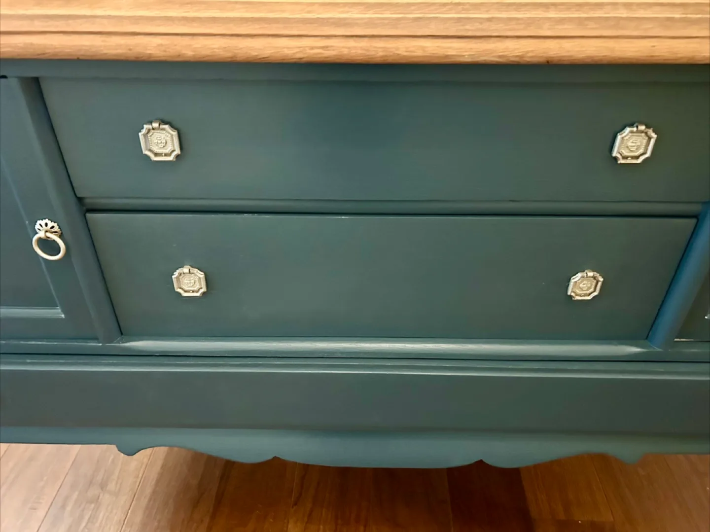 Vintage Sideboard image indicator(4)