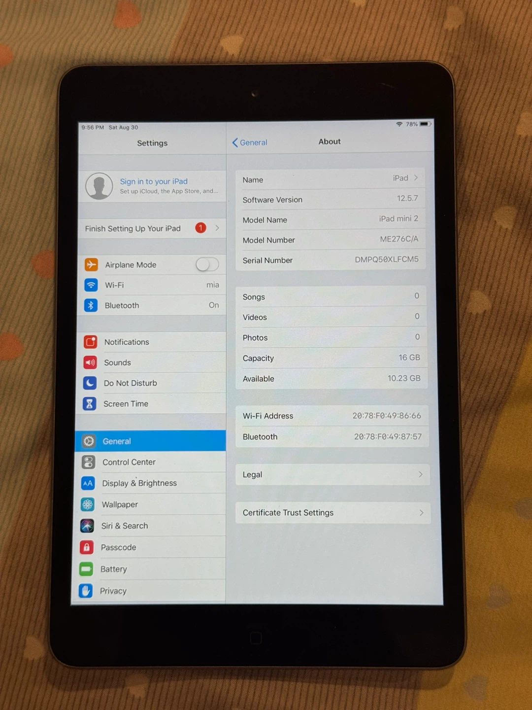 Apple iPad mini 2 - 16GB - photo 2