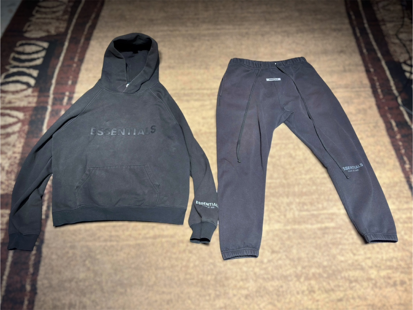 Fear of God Essentials Tracksuit Black - Size Large Men