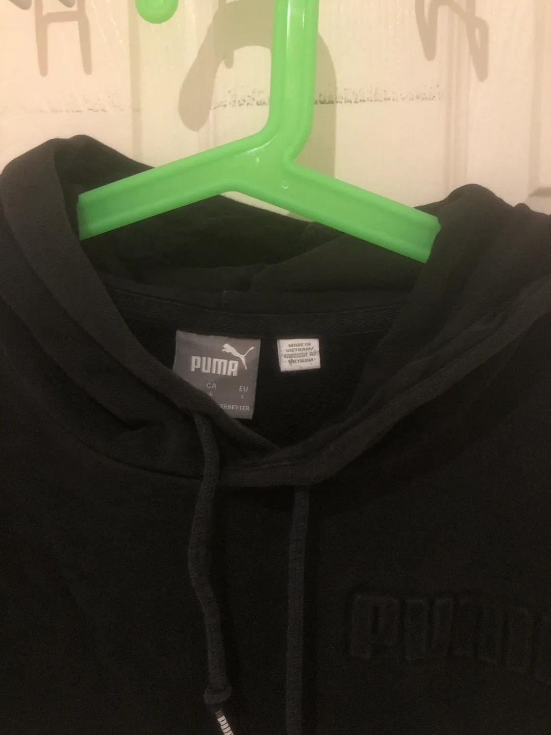 Puma Black Hoodie, Size L image indicator(2)
