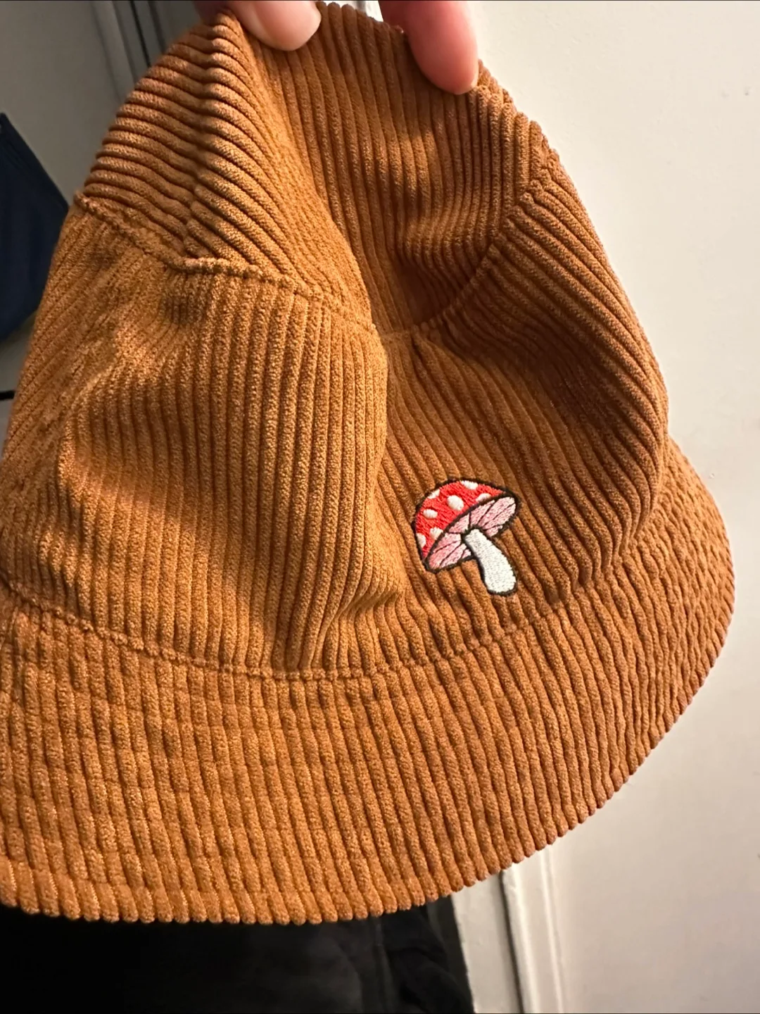 Bucket Hat with Mushroom image indicator(2)