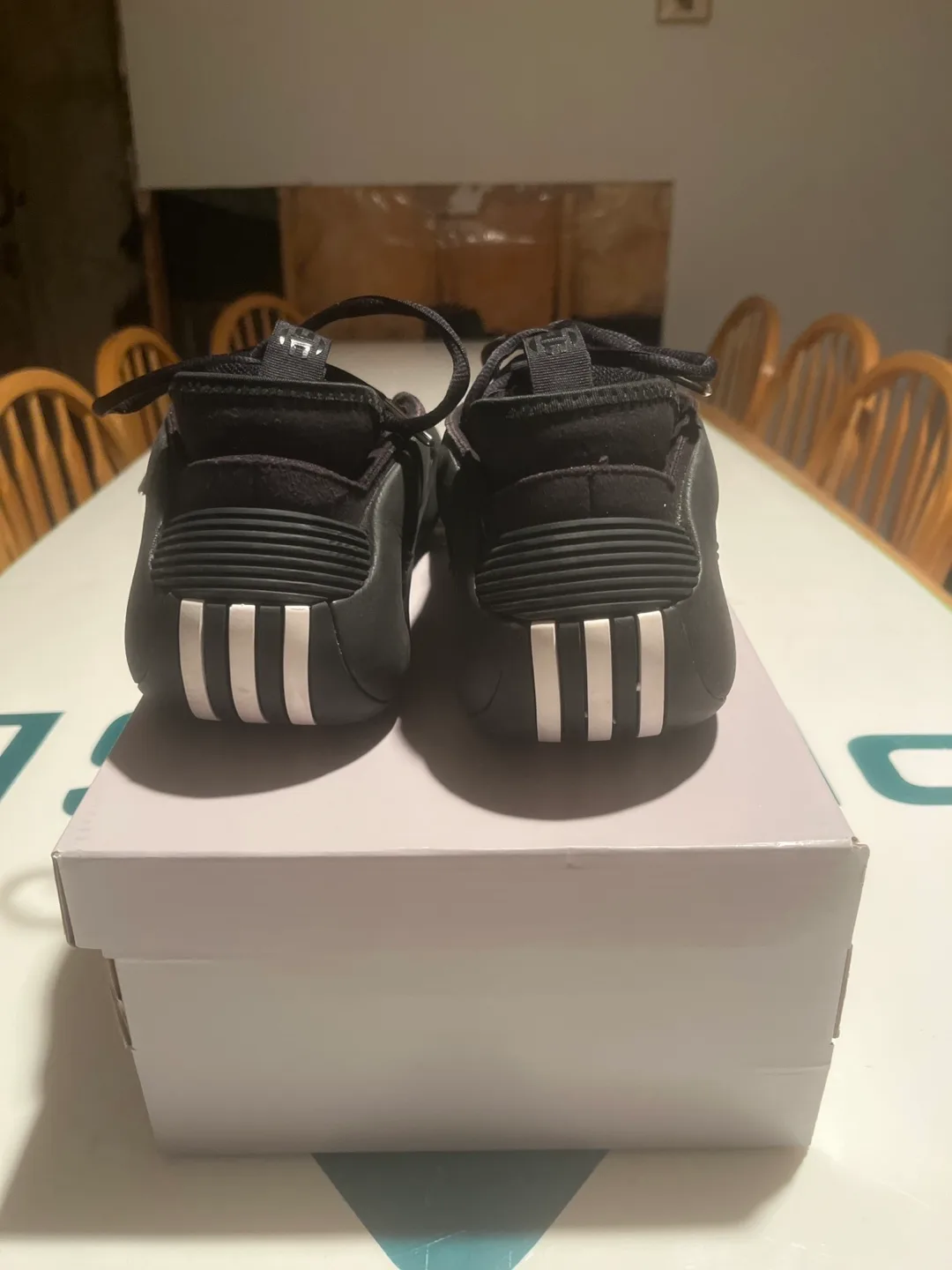 Adidas Harden Volume 8 Basketball Shoes - Size 9.5 image indicator(7)