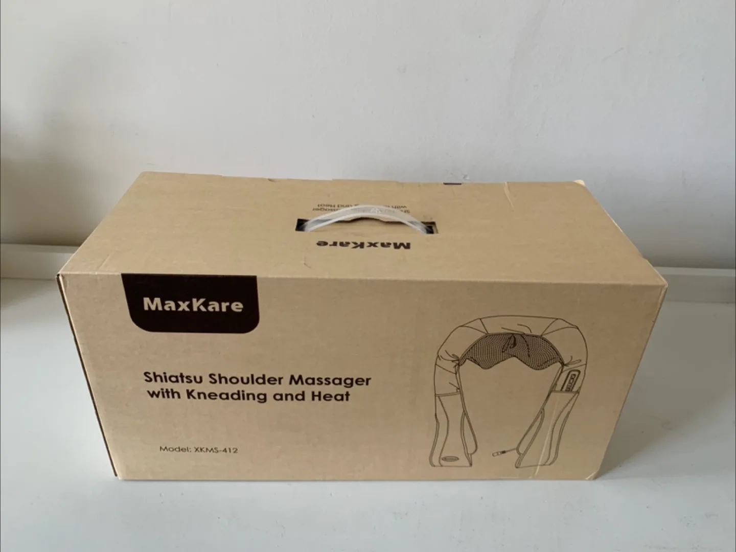 NEW MaxKare Shiatsu Shoulder Massager with Kneading & Heat image indicator(3)