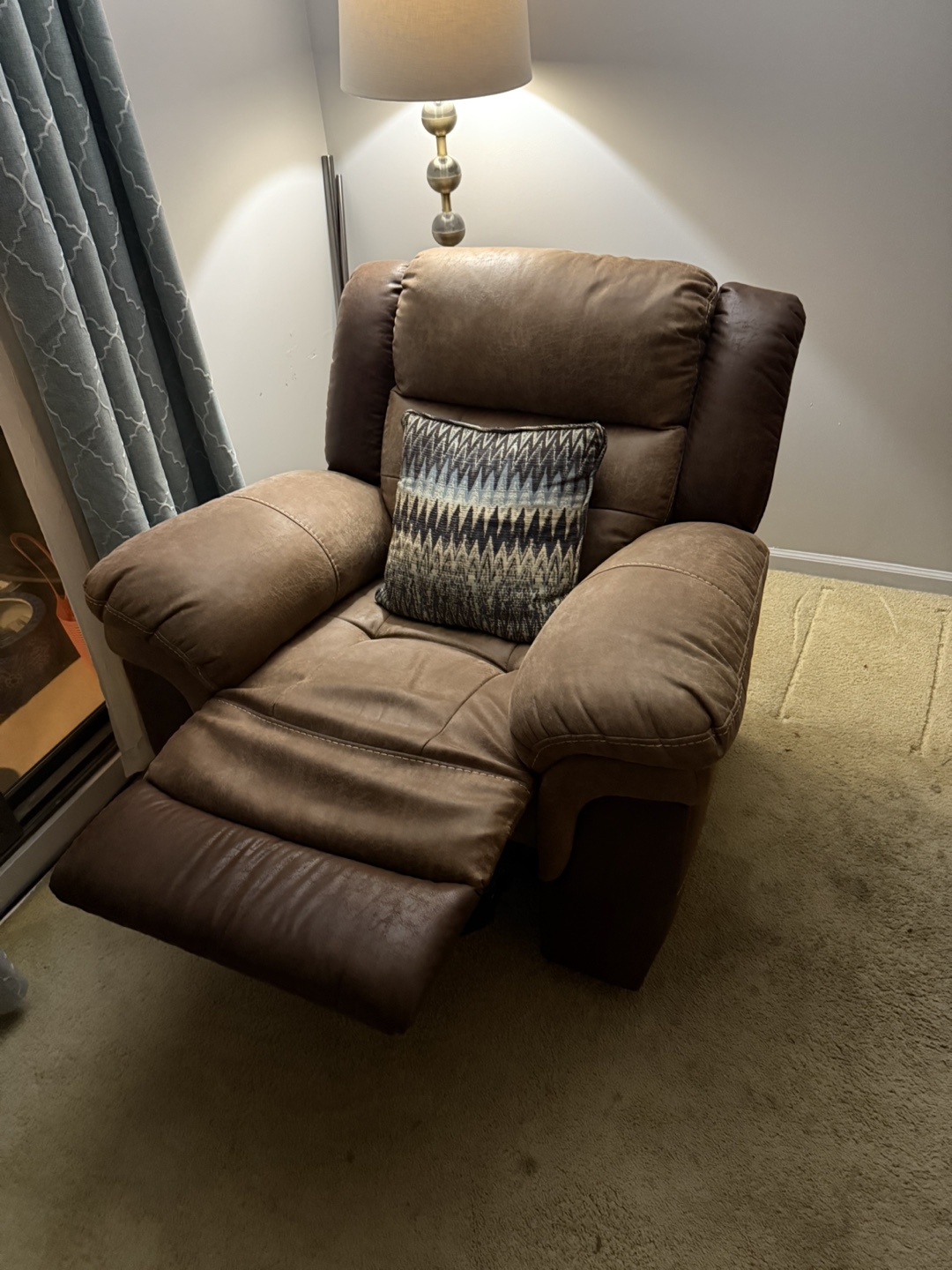 Brown Leather Recliner Chair - photo 3