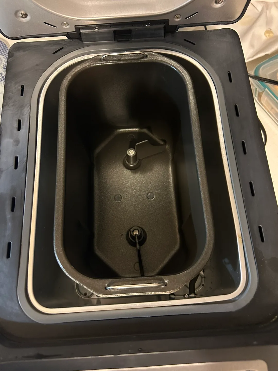 Wolfgang Puck Bread and Dessert Maker . Please read ad image indicator(4)