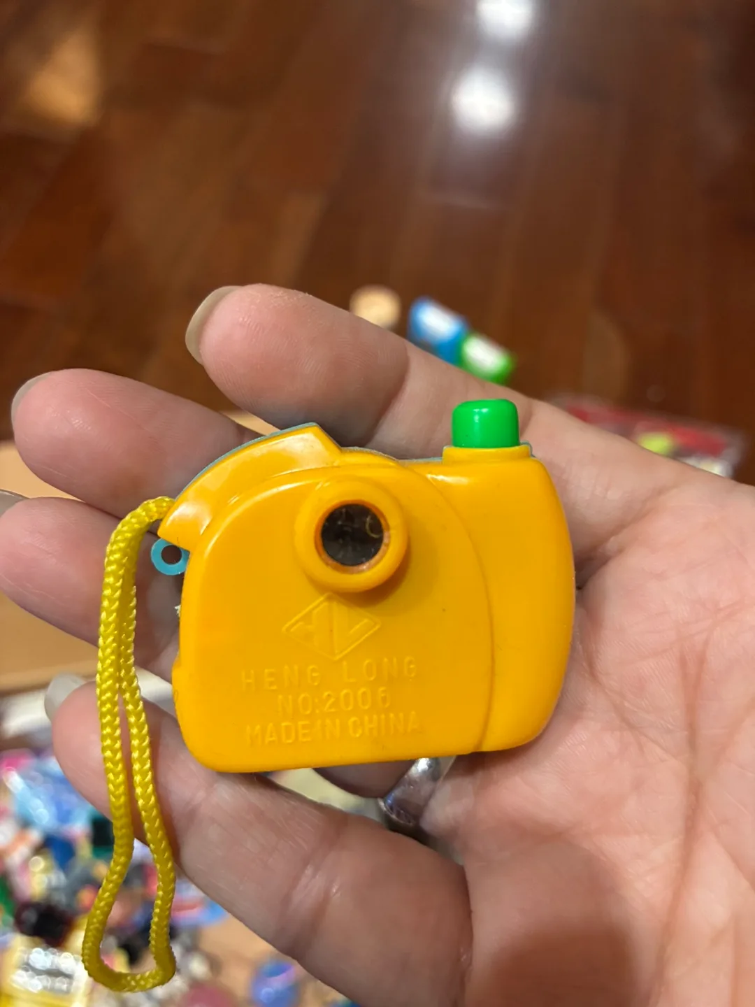 View Master-like Projector Toy Camera image indicator(2)