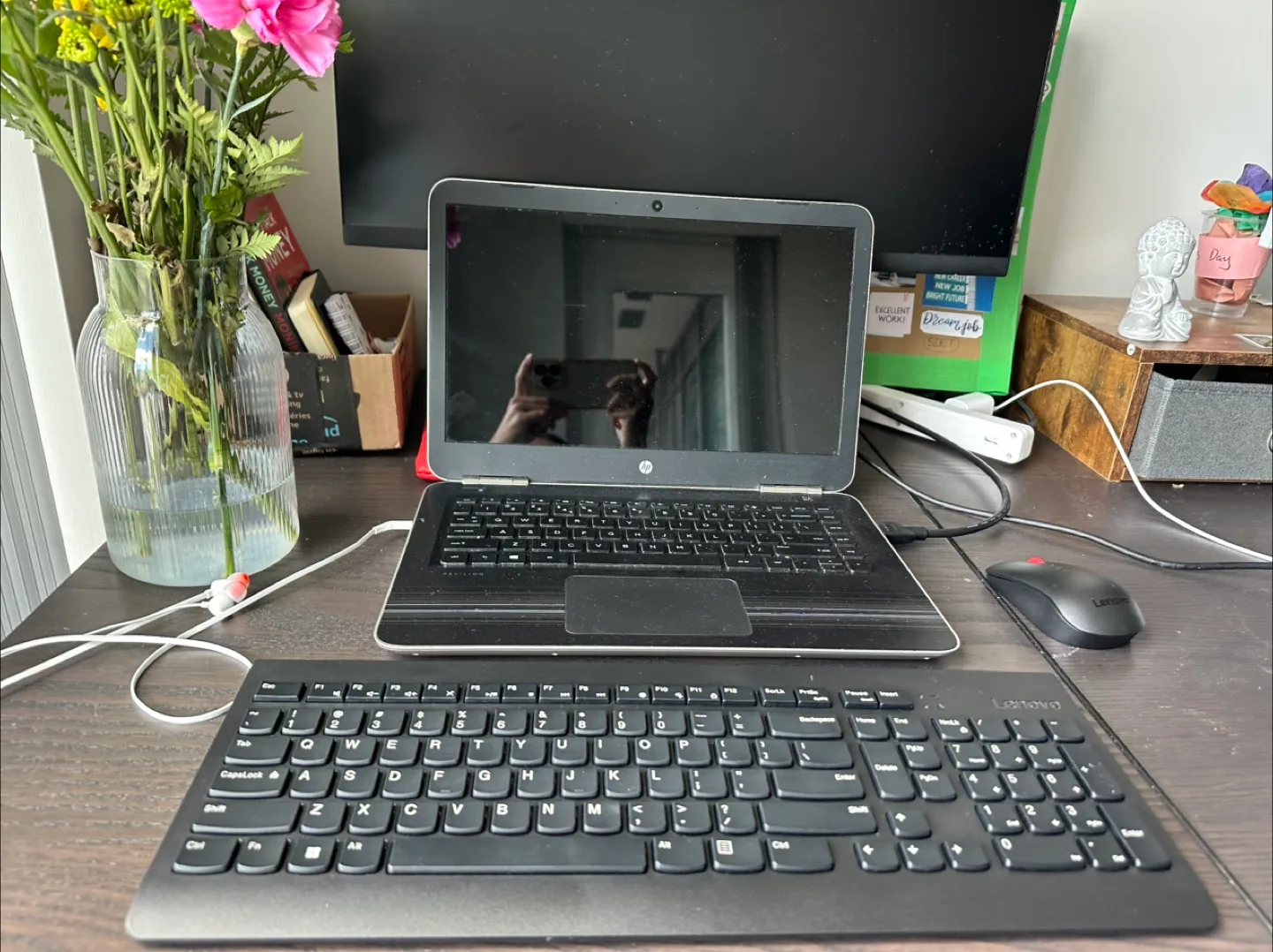 Lenovo wireless Bluetooth Keyboard thumbnail