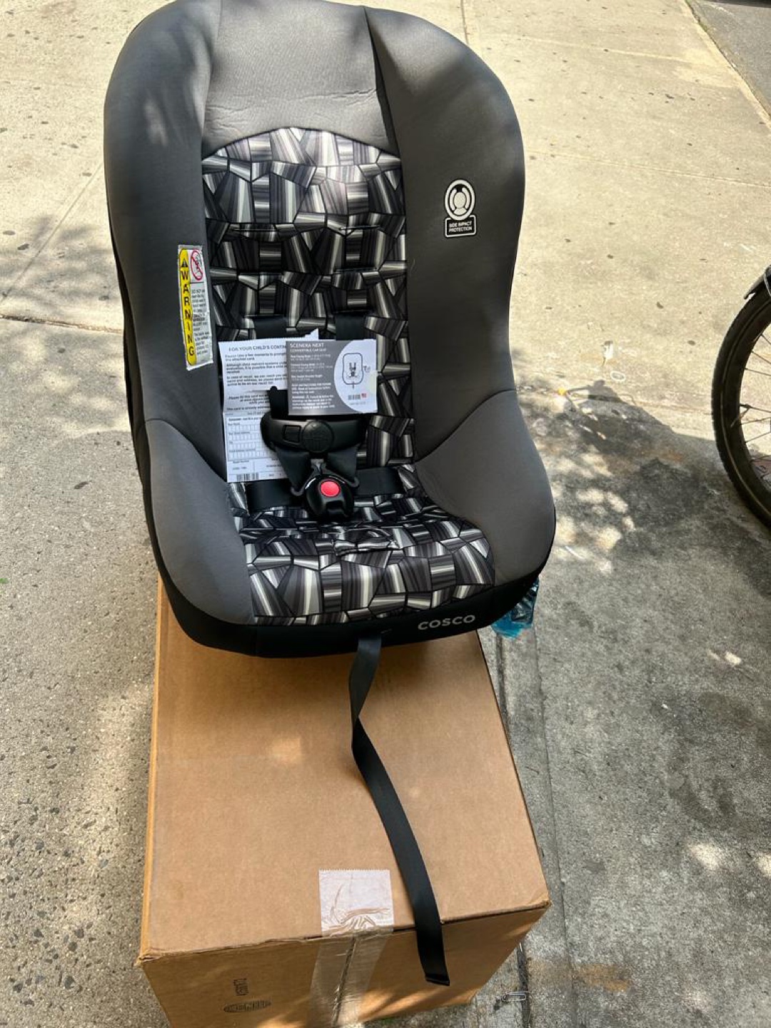 Cosco Scenera NEXT Car Seat - Gray
