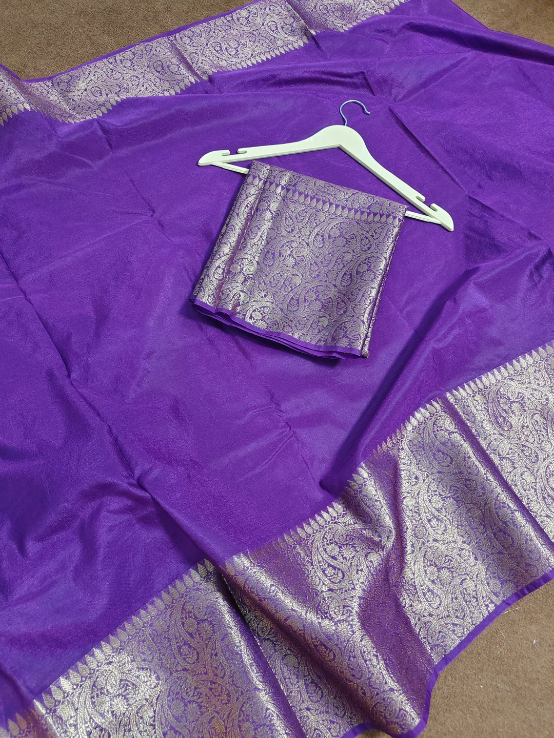 Purple Saree with Gold Detailing - photo 2