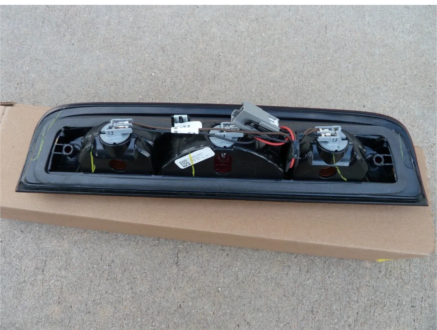 2014 -2019 GM Trucks Third Brake Light image indicator(4)